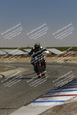 media/Oct-06-2025-2WTD (Mon) [[90522c3a0b]]/B Group/1220pm (Wheelie Bump)/